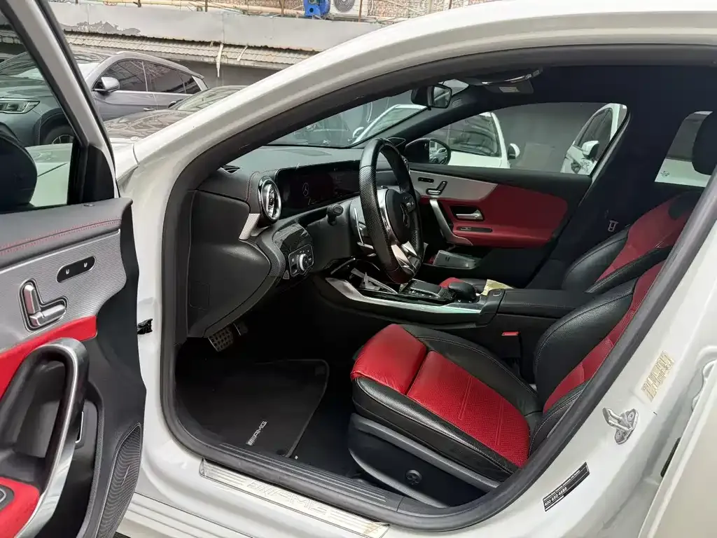 Mercedes-Benz A-Class AMG — фото 4