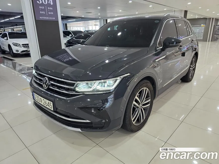 Volkswagen Tiguan — фото 1