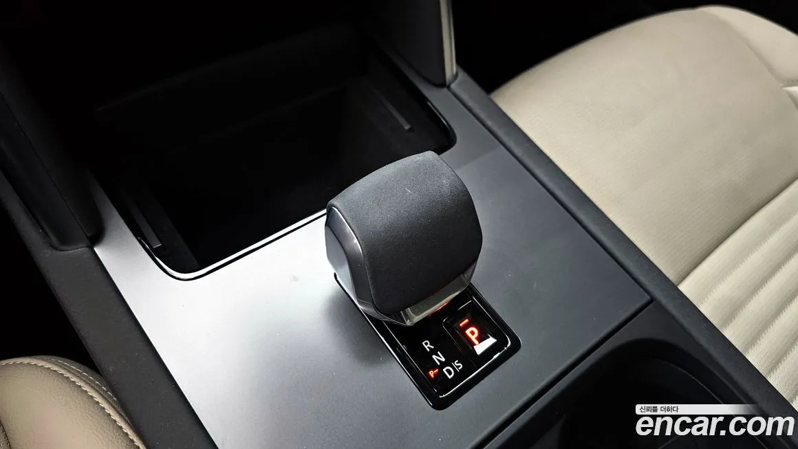 Land Rover Discovery Sport — фото 10