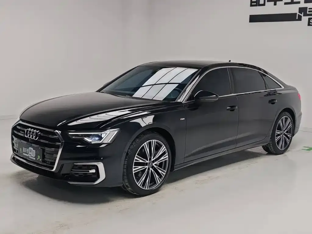 Audi A6L — фото 1