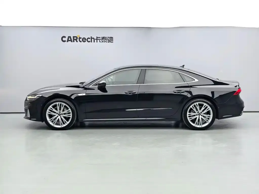 Audi A7L — фото 4