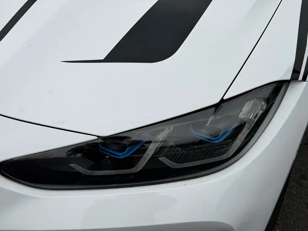 BMW M4 — фото 2