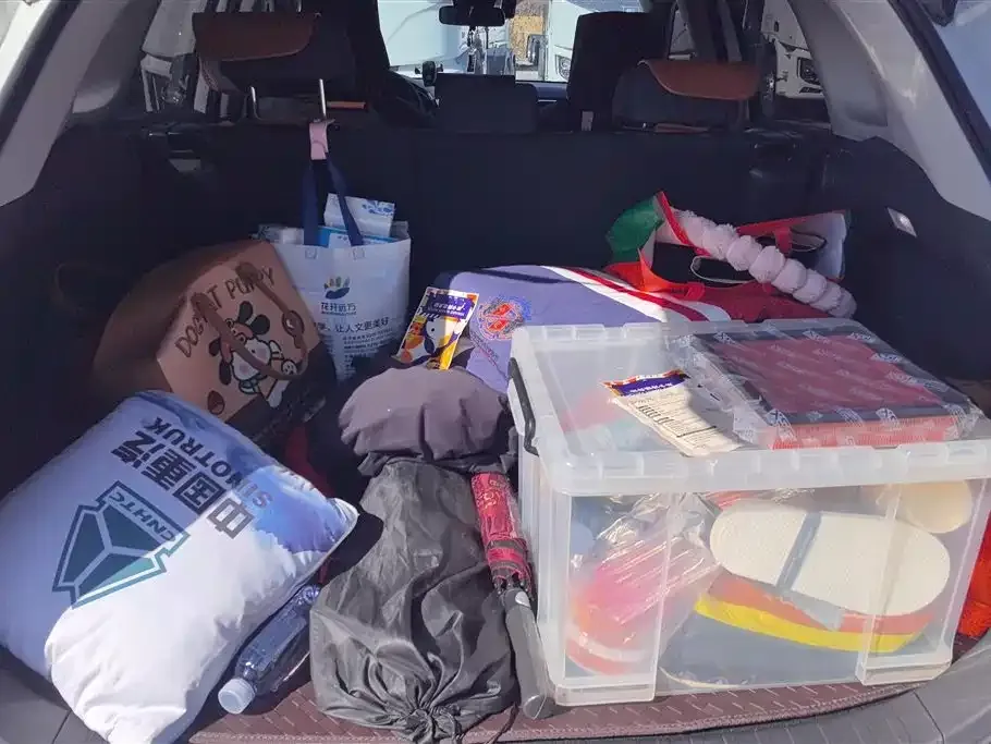 Toyota RAV4 — фото 4