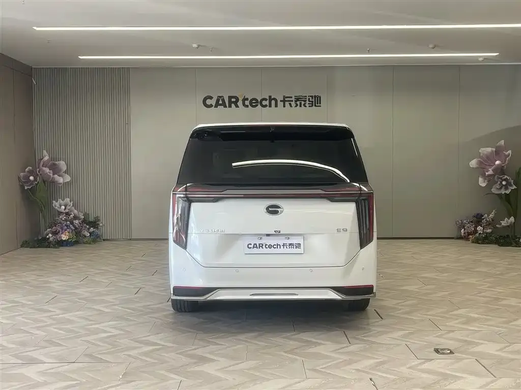 GAC Motor Trumpchi E9 — фото 2