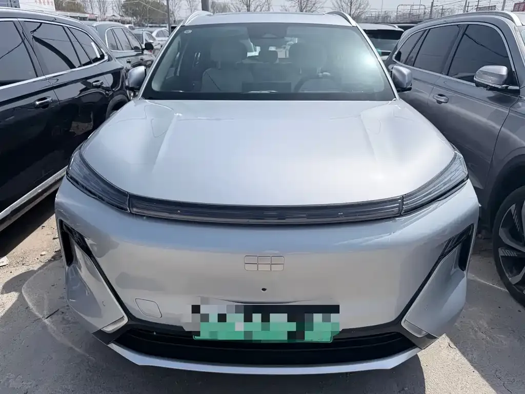 Geely 银河星舰7 — фото 2
