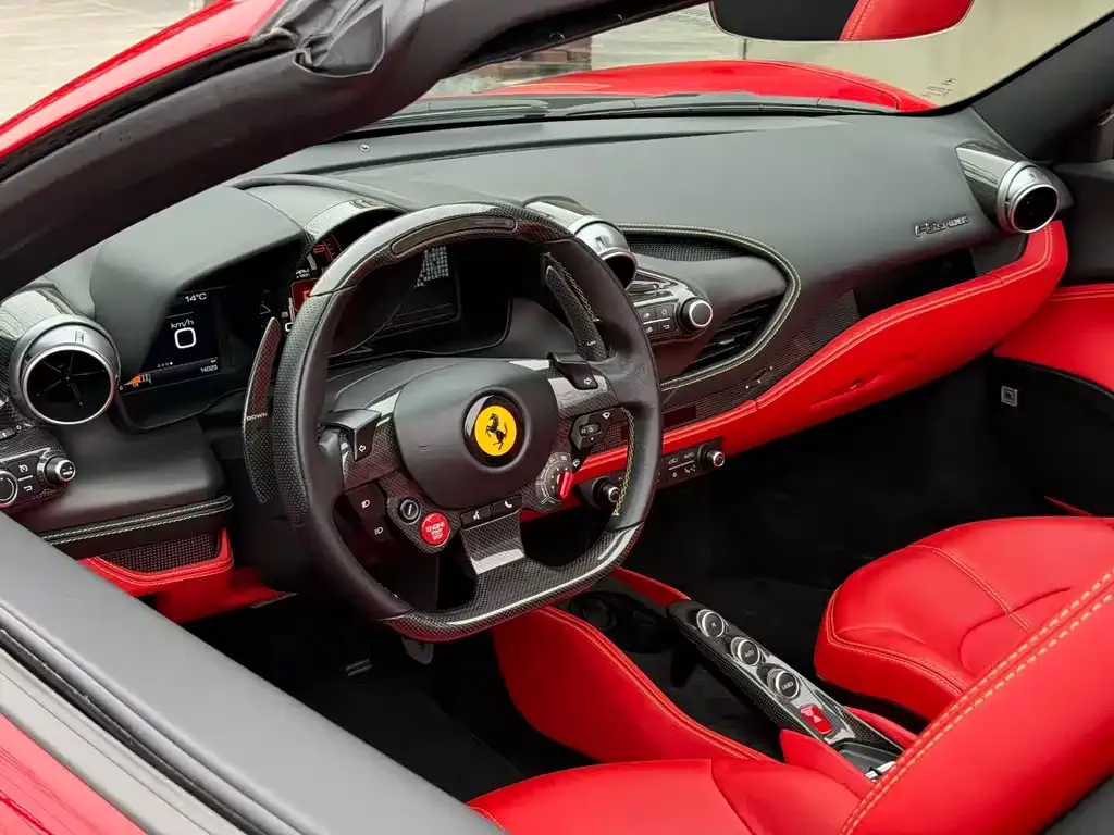 Ferrari F8 — фото 4