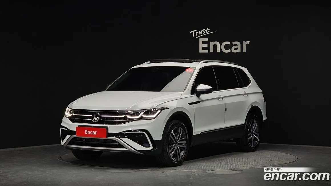 Volkswagen Tiguan — фото 1