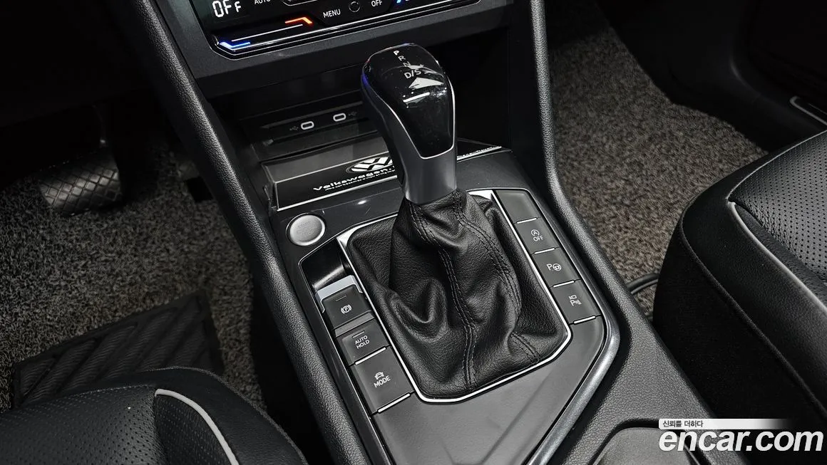 Volkswagen Tiguan — фото 7