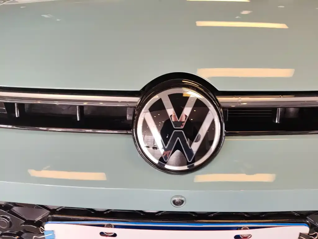 Volkswagen Passat — фото 5