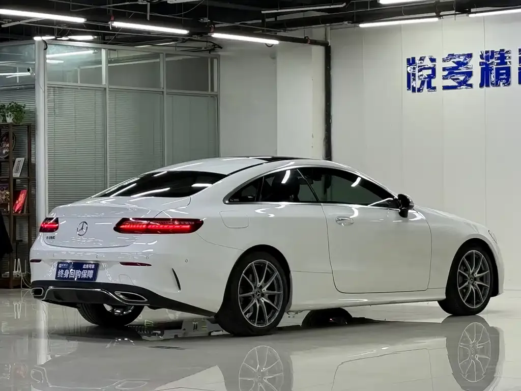 Mercedes-Benz E-Class (Import) — фото 6