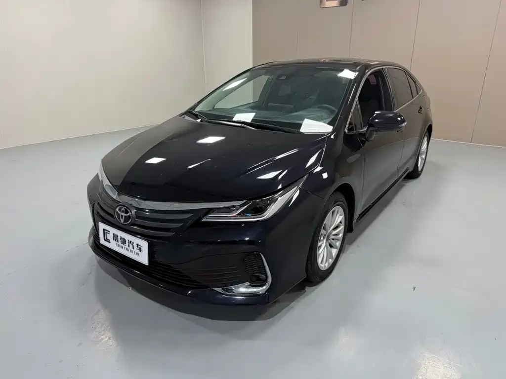 Toyota Allion — фото 1
