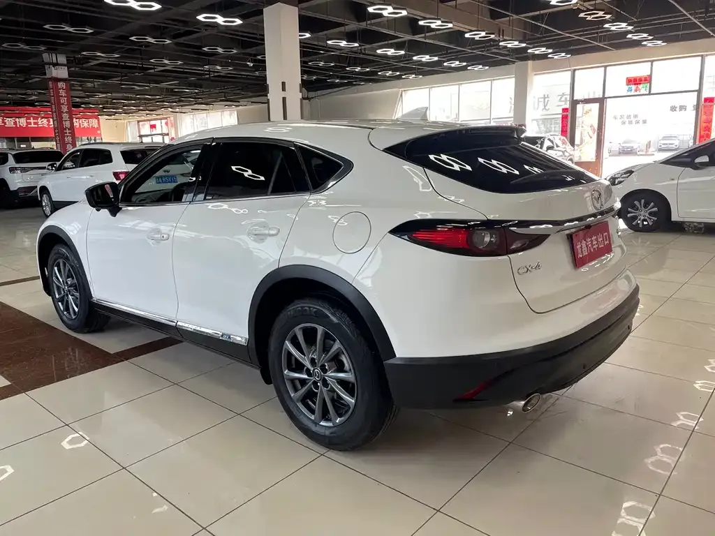 Mazda CX-4 — фото 5