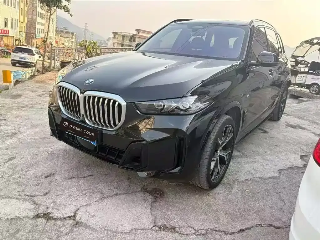 BMW X5 — фото 1