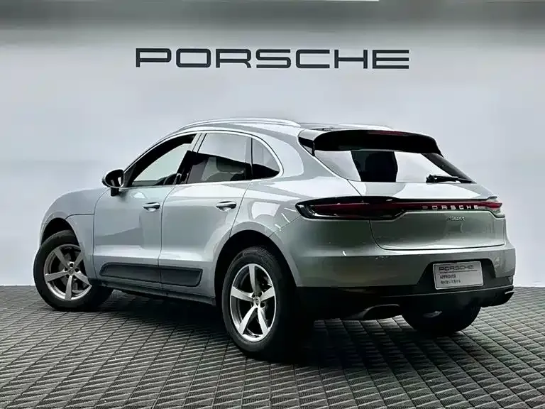 Porsche Macan — фото 8