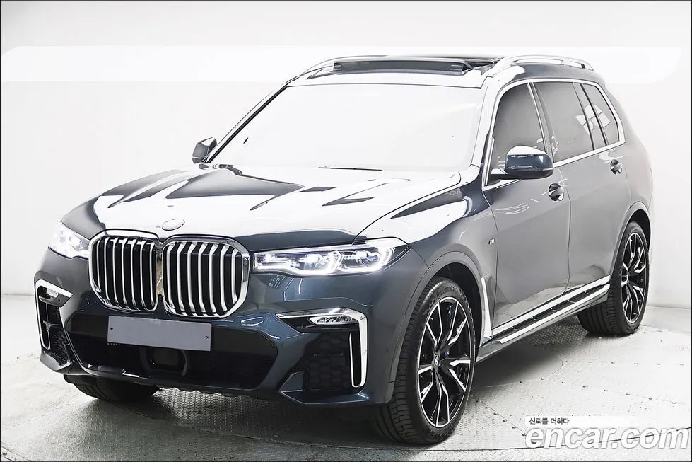 BMW X7 — фото 1