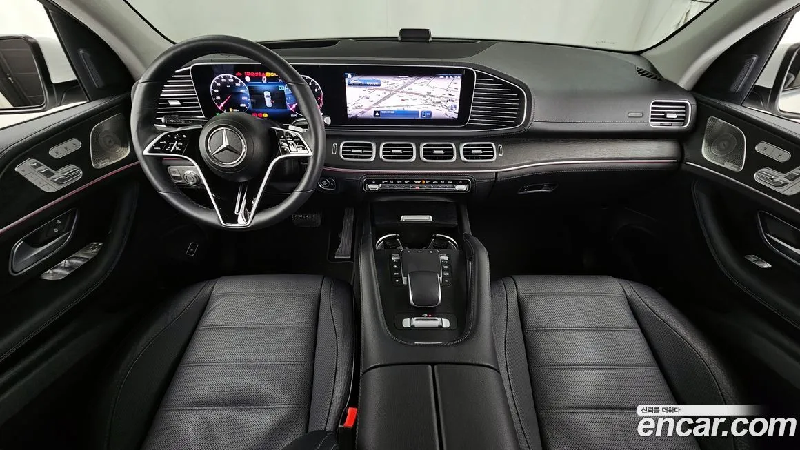 Mercedes-Benz GLE-Class — фото 6