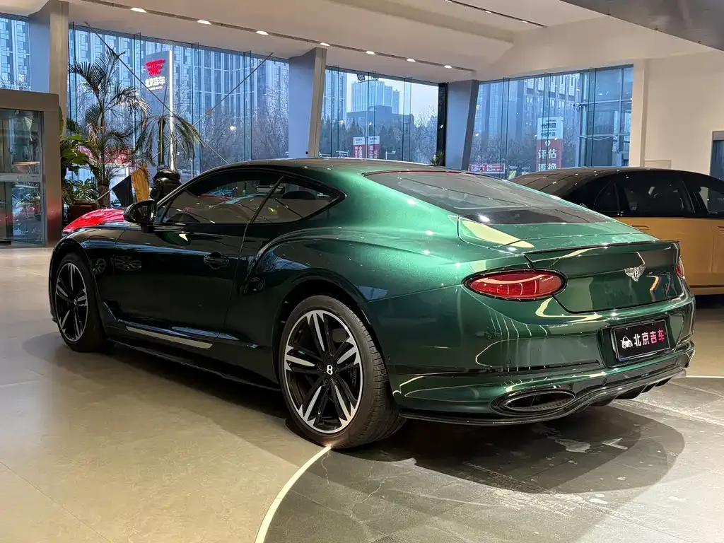 Bentley Continental — фото 8