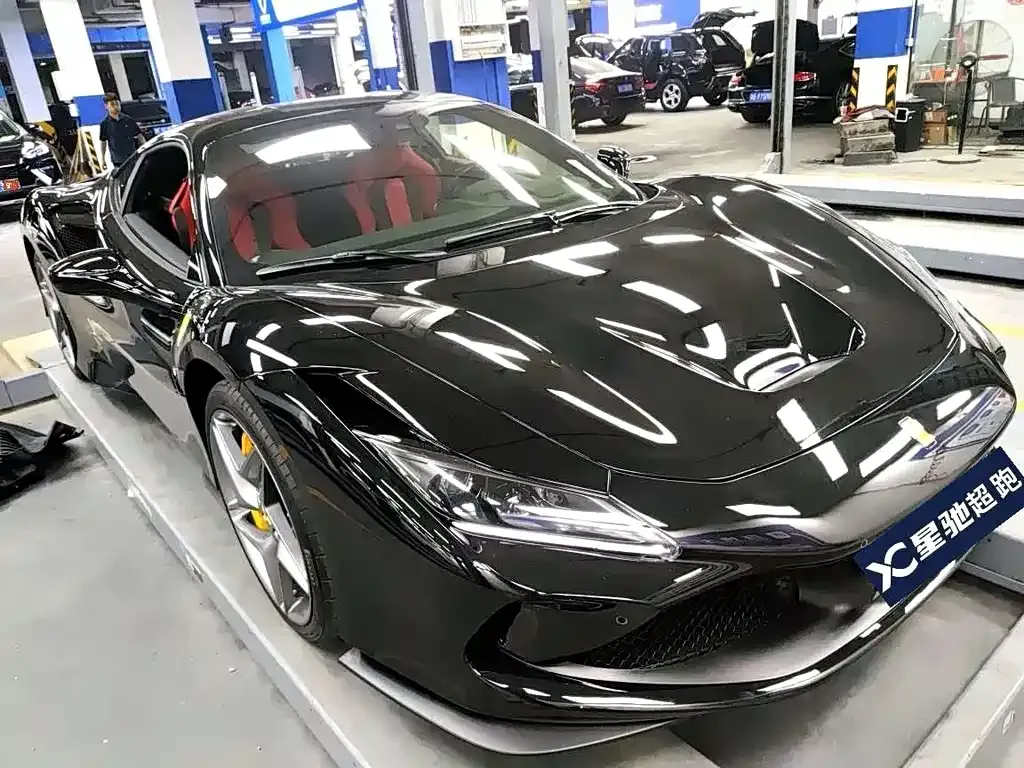 Ferrari F8 — фото 6