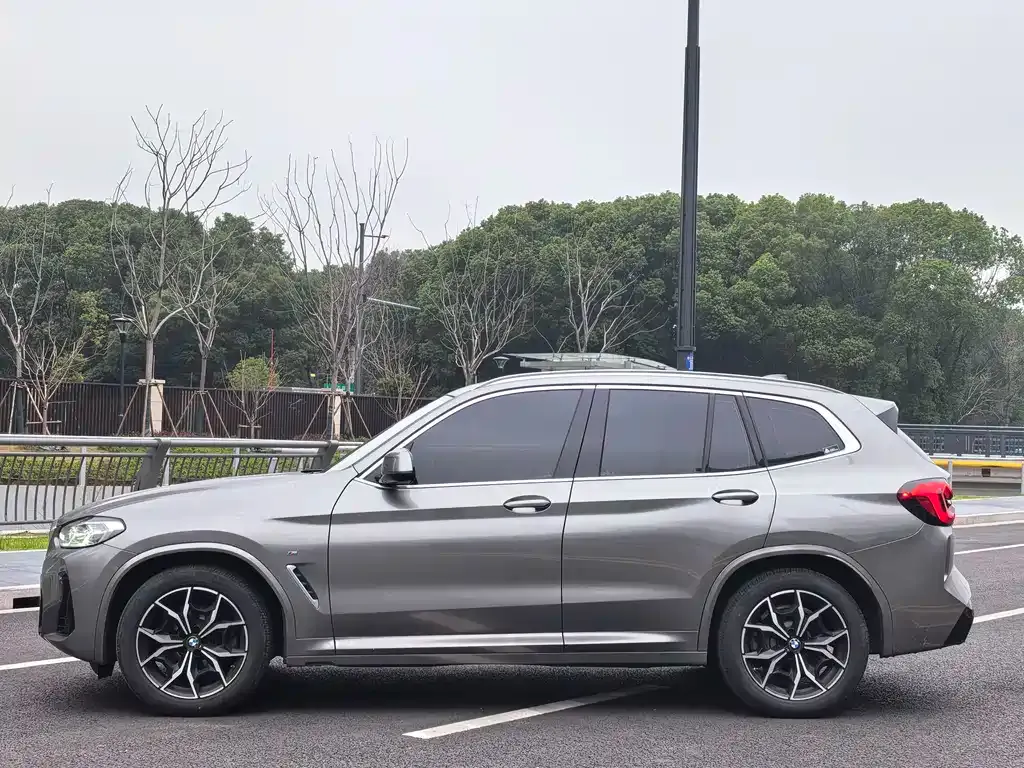 BMW X3 — фото 10
