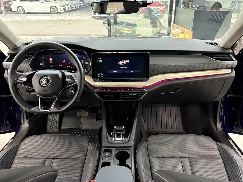 Skoda Octavia — фото 3