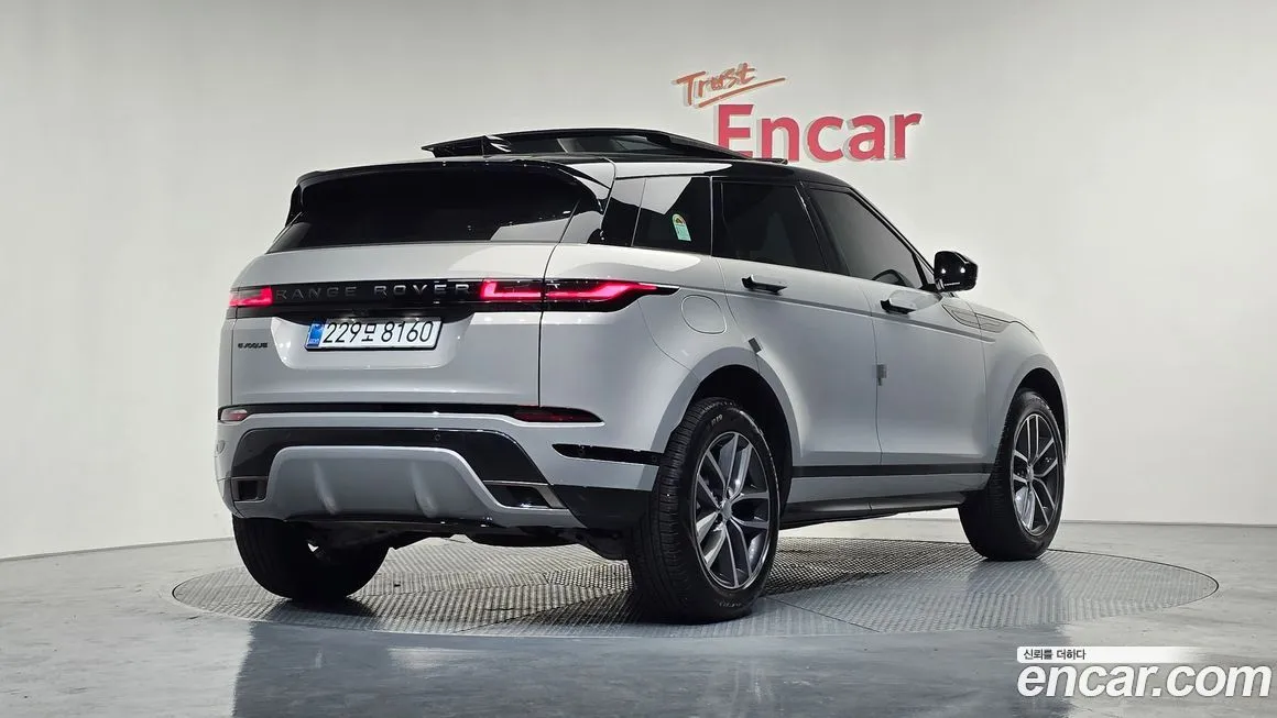 Land Rover Range Rover Evoque — фото 5