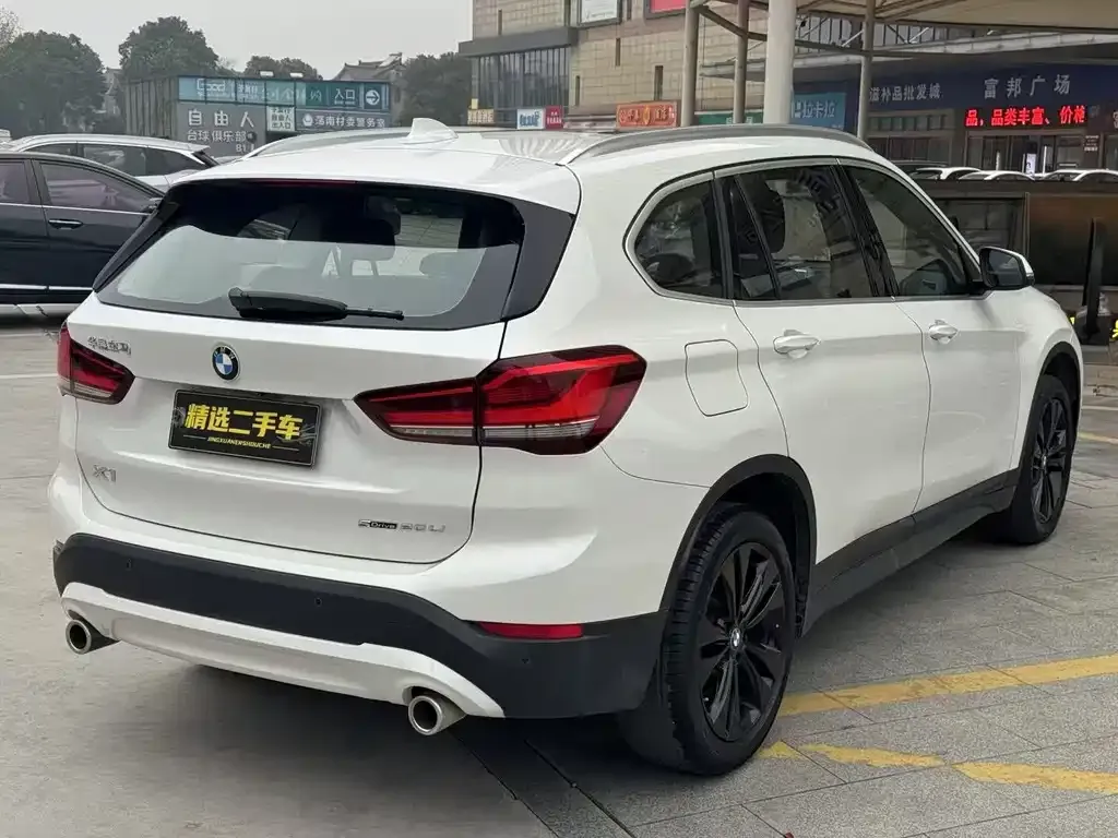 BMW X1 — фото 2