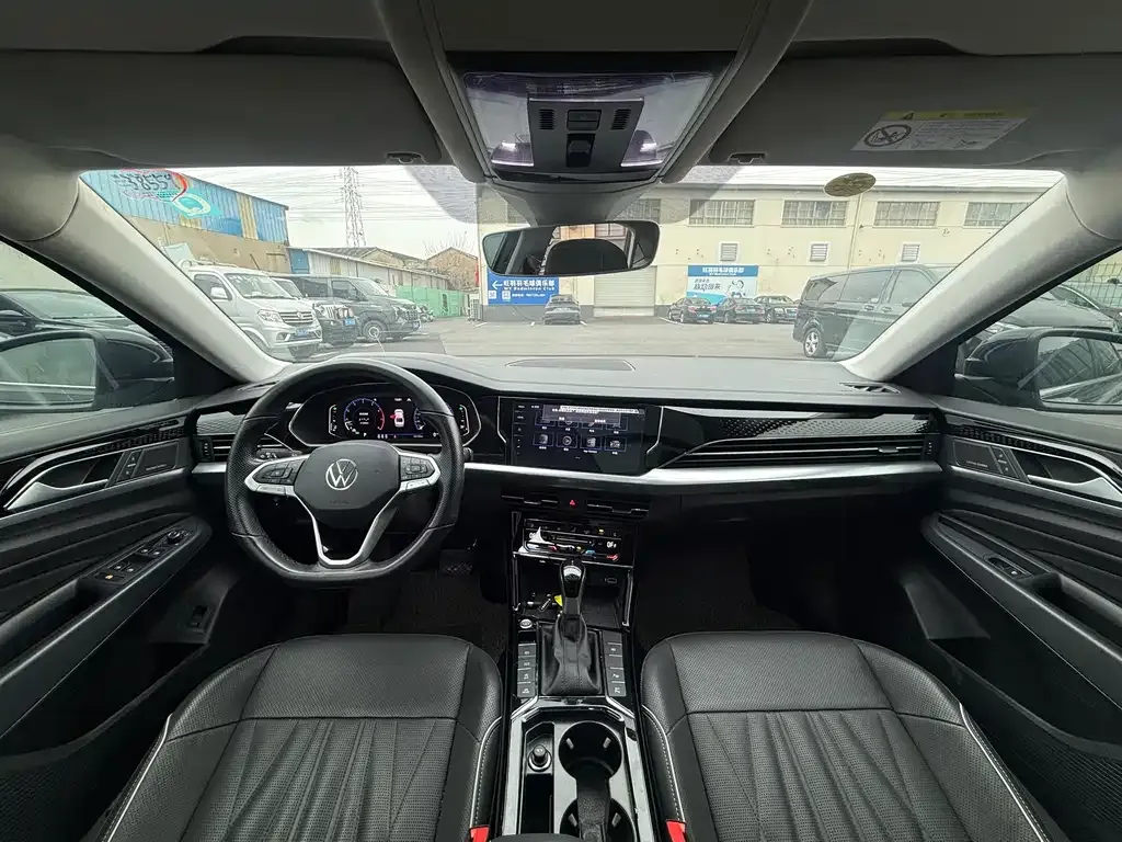 Volkswagen Passat — фото 7
