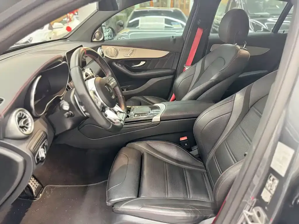 Mercedes-Benz GLC Coupe AMG — фото 7