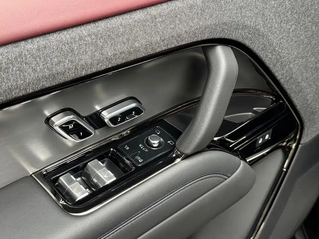 Land Rover Sport — фото 10