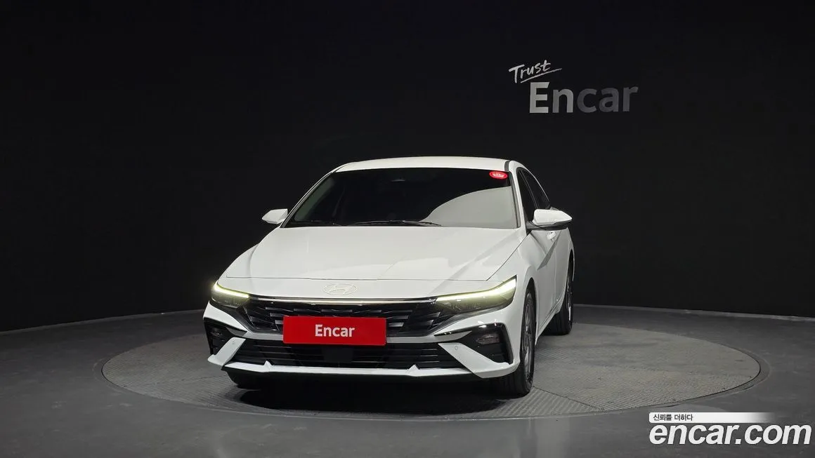 Hyundai AVANTE — фото 3