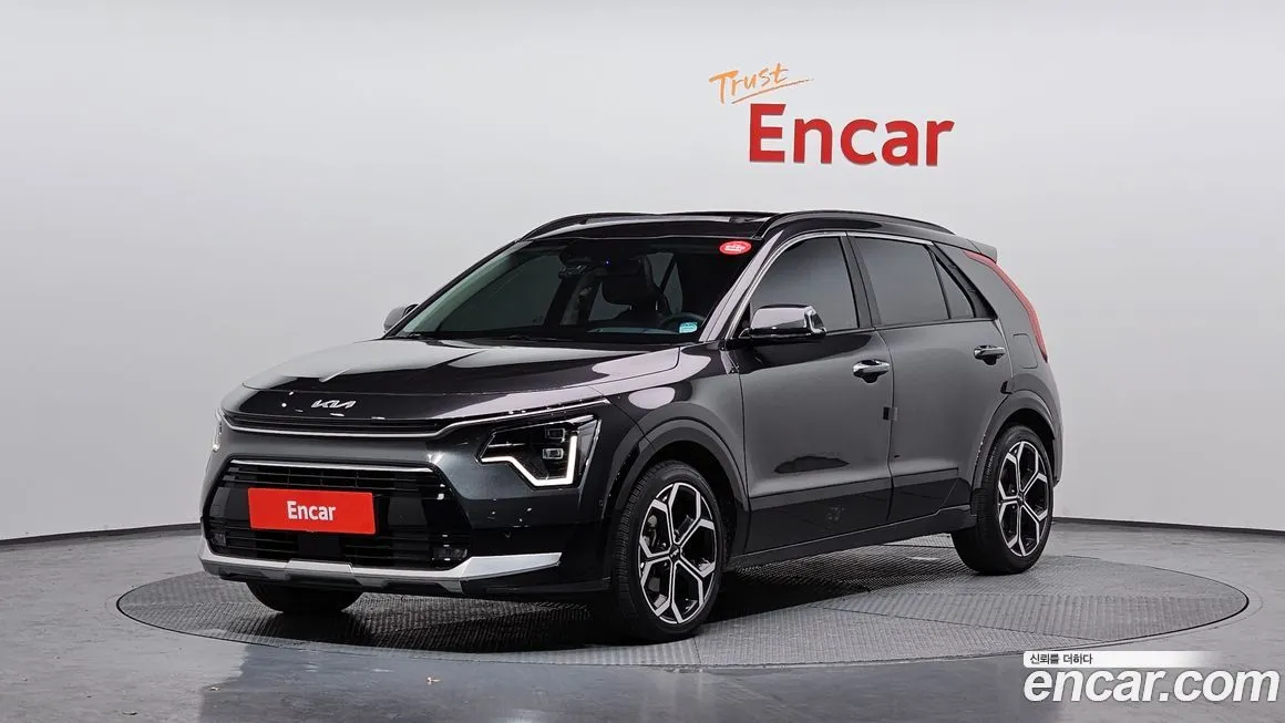 Kia Niro — фото 1