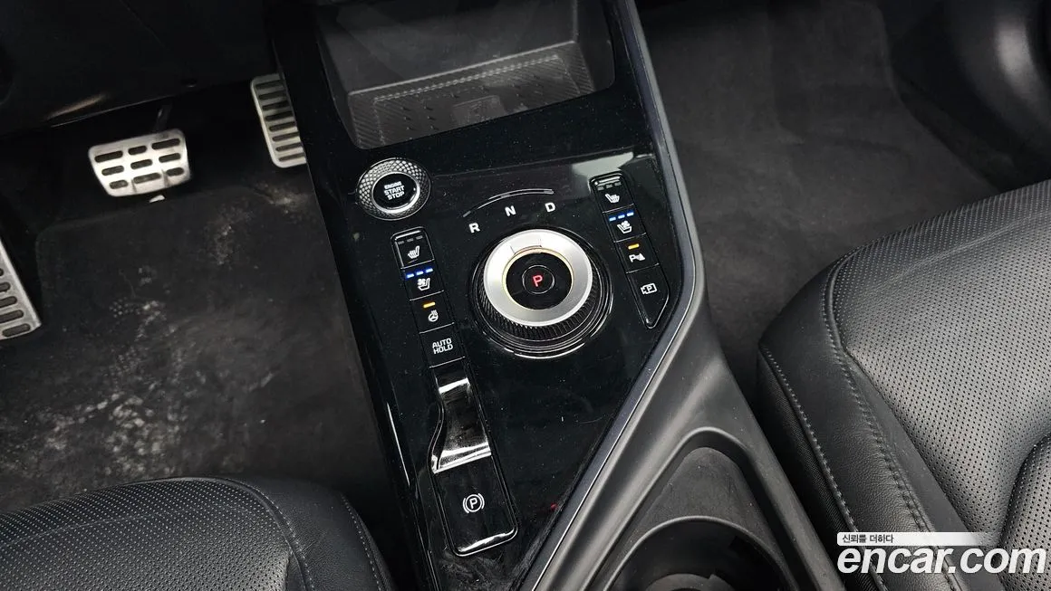 Kia Niro — фото 10
