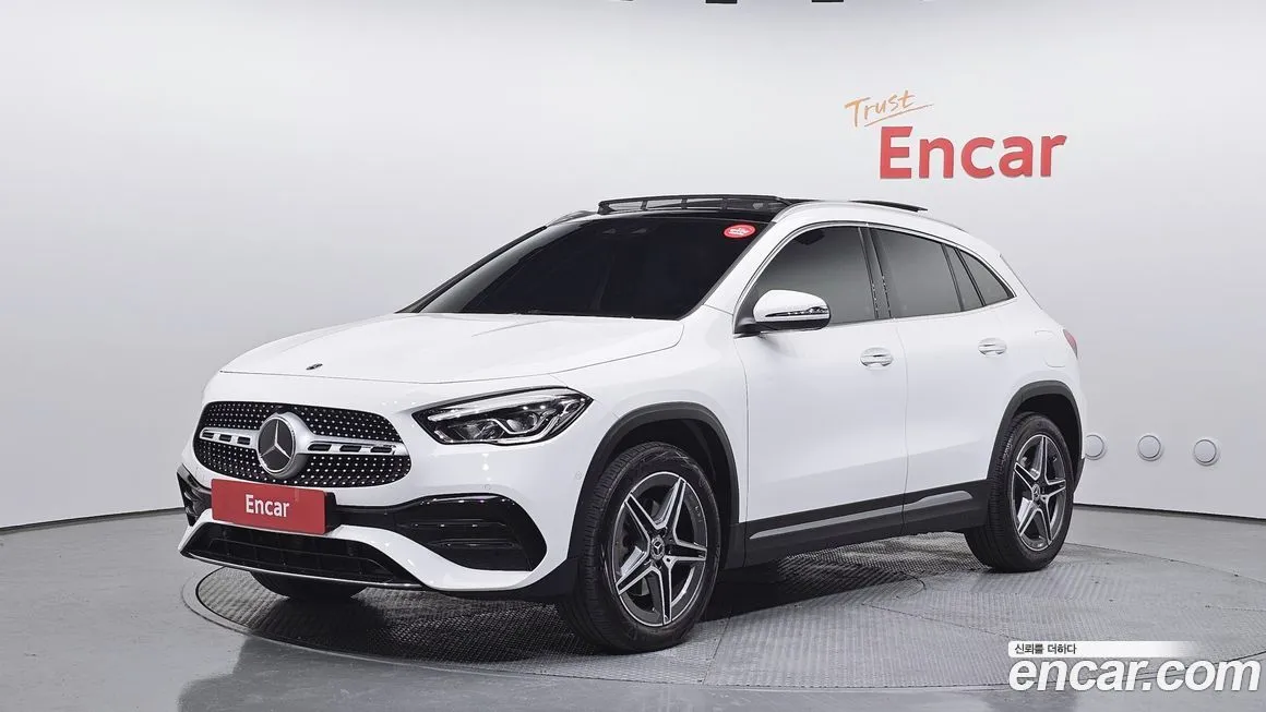 Mercedes-Benz GLA-Class — фото 1