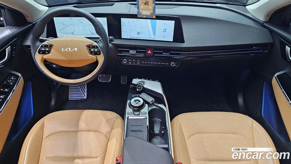 Kia EV6 — фото 8