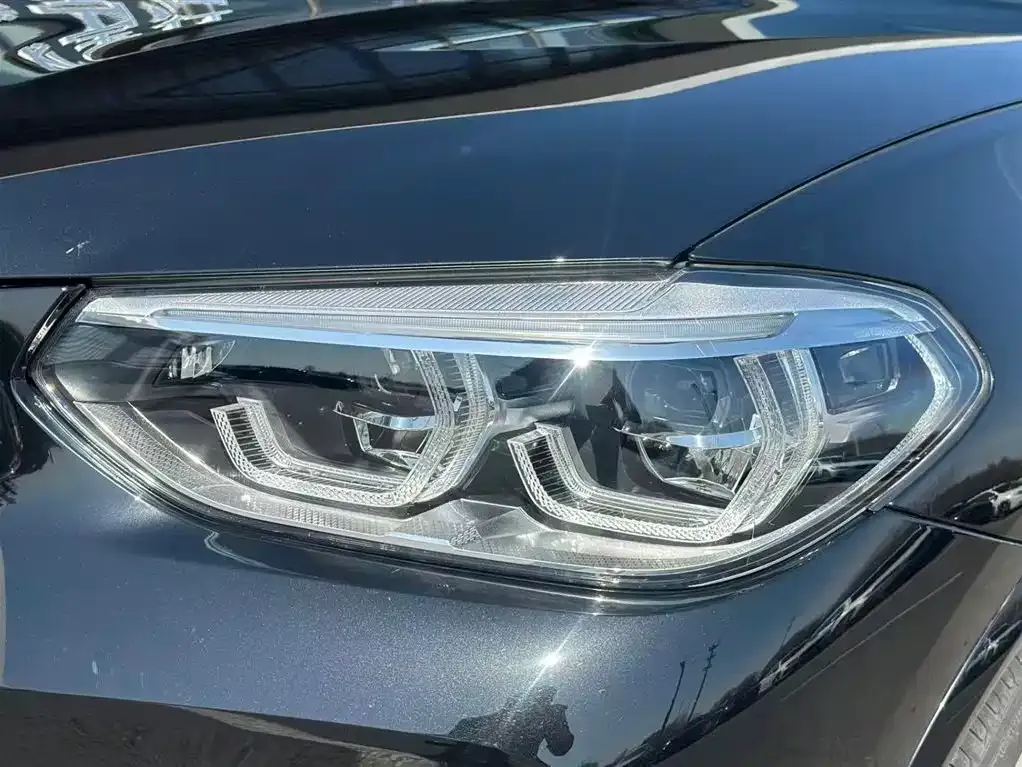 BMW X4 — фото 10