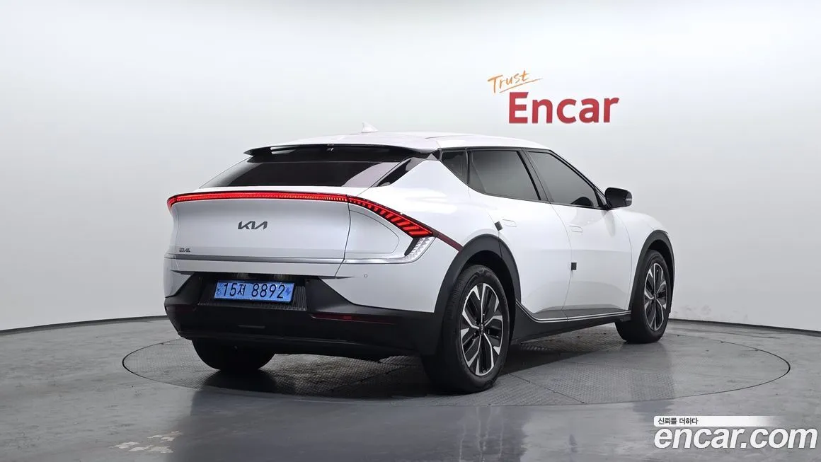 Kia EV6 — фото 3