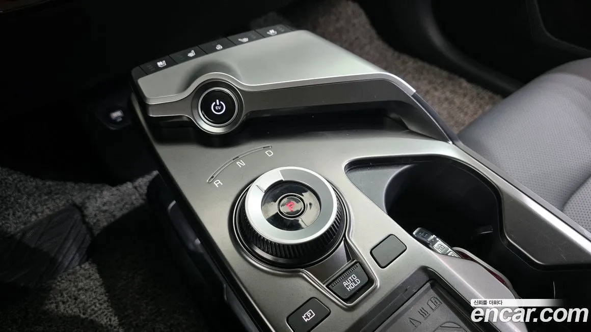 Kia EV6 — фото 9