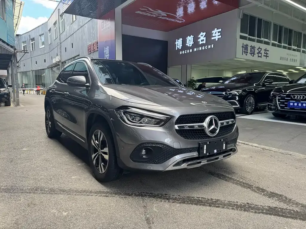 Mercedes-Benz GLA — фото 7