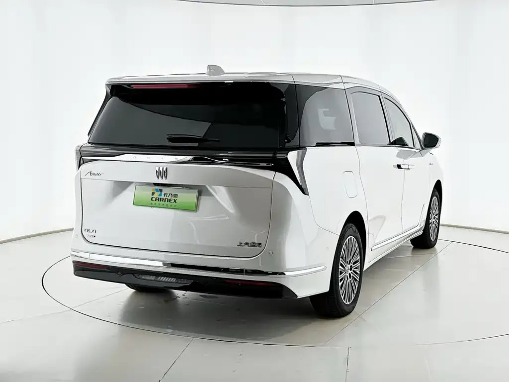 Buick GL8 Hybrid — фото 3
