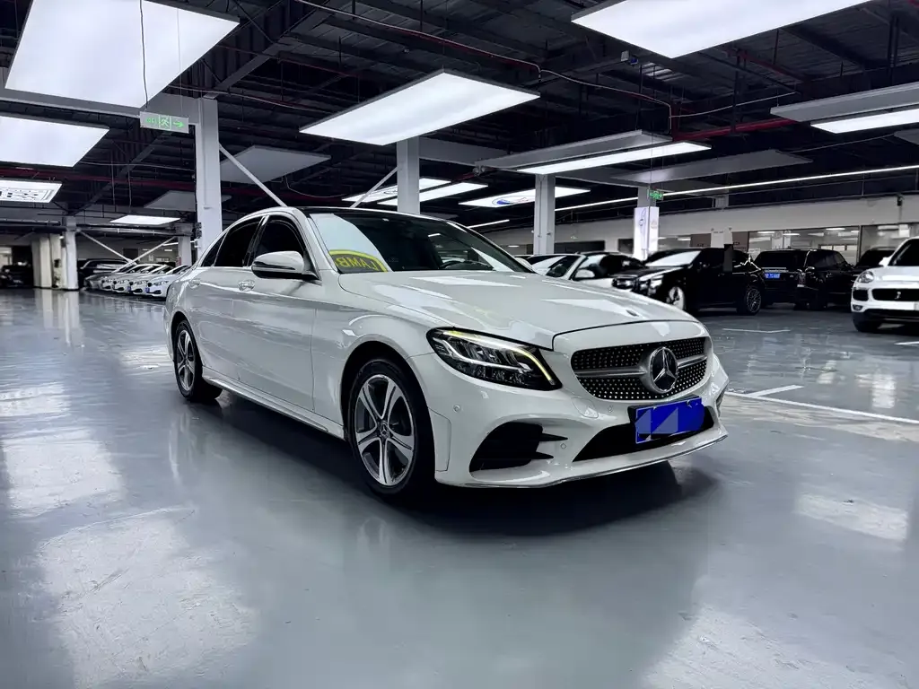 Mercedes-Benz C-Class — фото 2