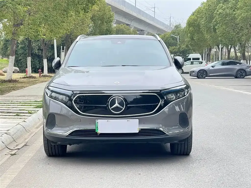 Mercedes-Benz EQA — фото 2
