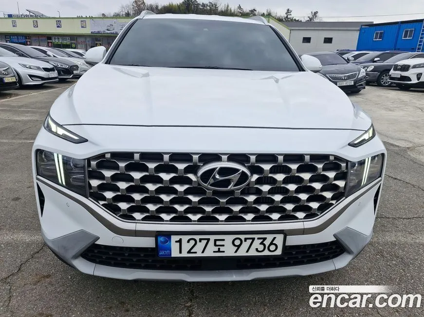 Hyundai Santafe — фото 1