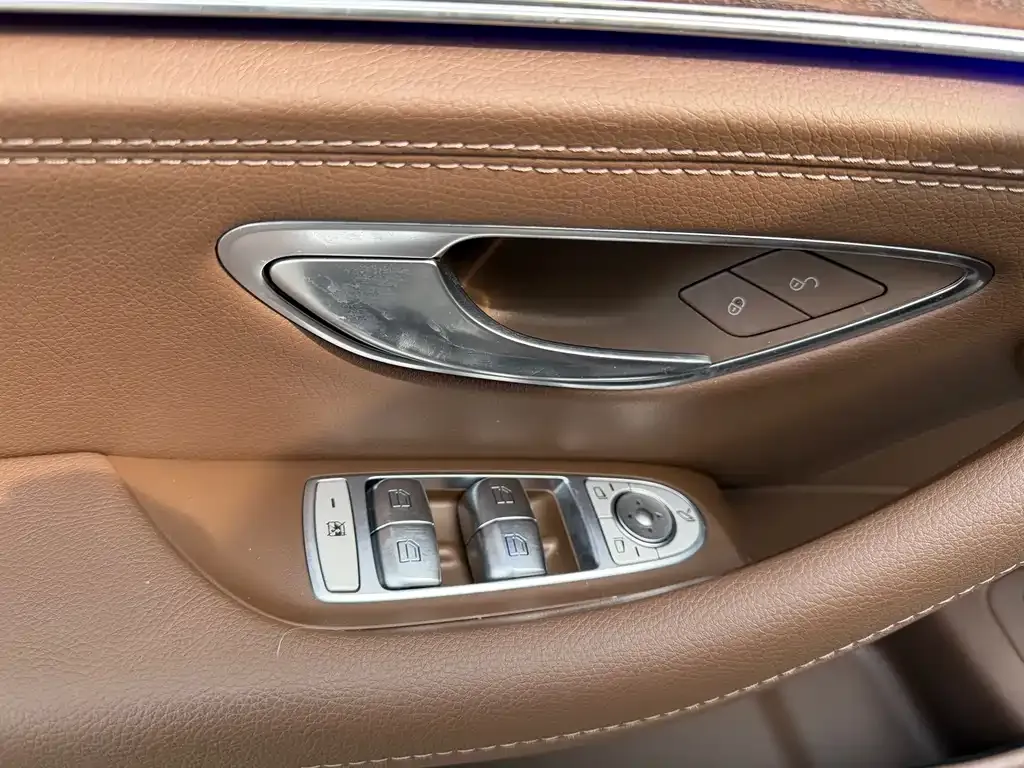 Mercedes-Benz E-Class New Energy — фото 4