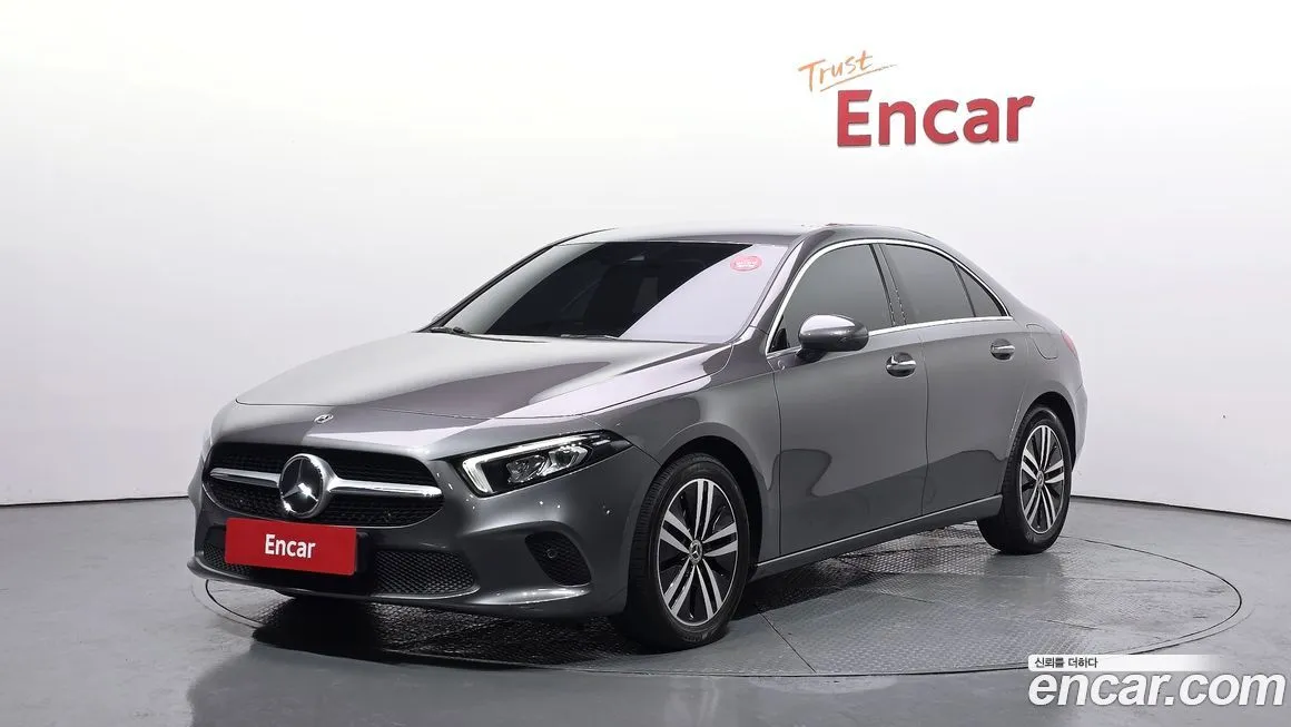 Mercedes-Benz A-Class — фото 1
