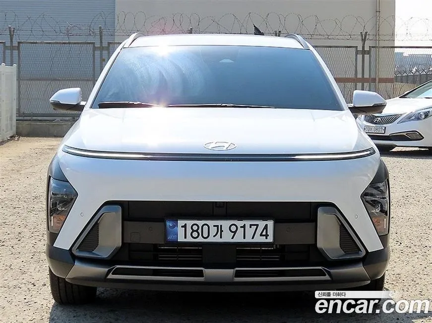 Hyundai Kona — фото 1
