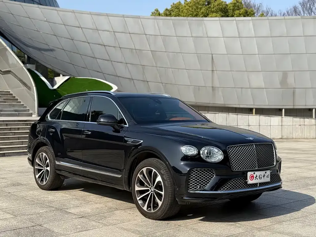 Bentley Bentayga — фото 6