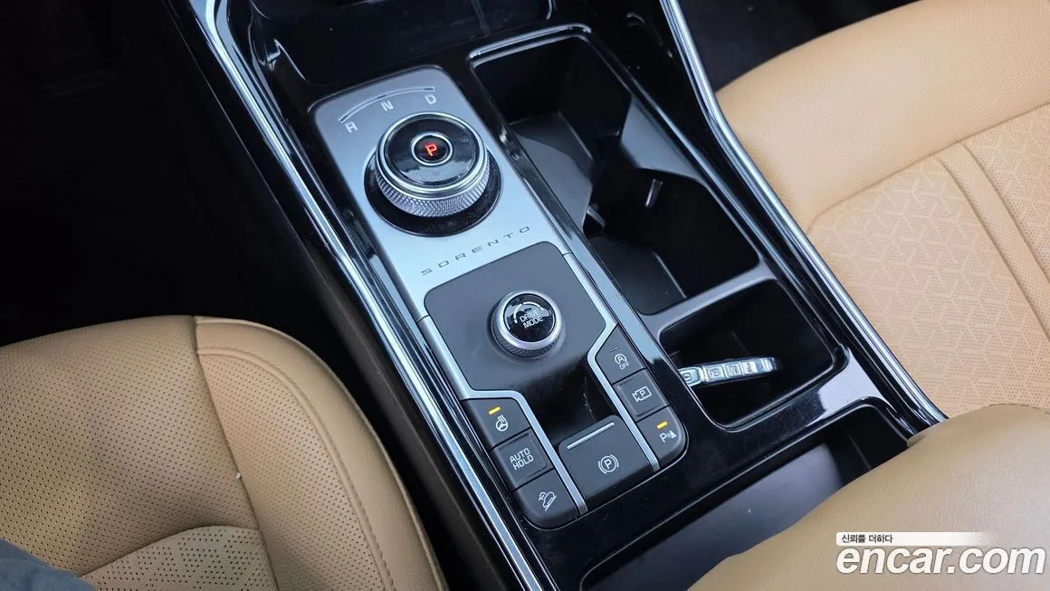 Kia Sorento — фото 4