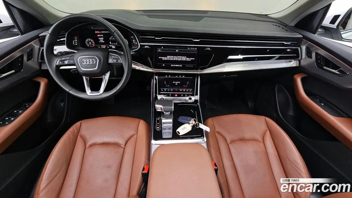 Audi Q8 — фото 9