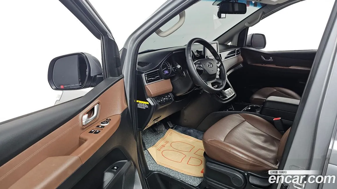 Hyundai Starex — фото 10
