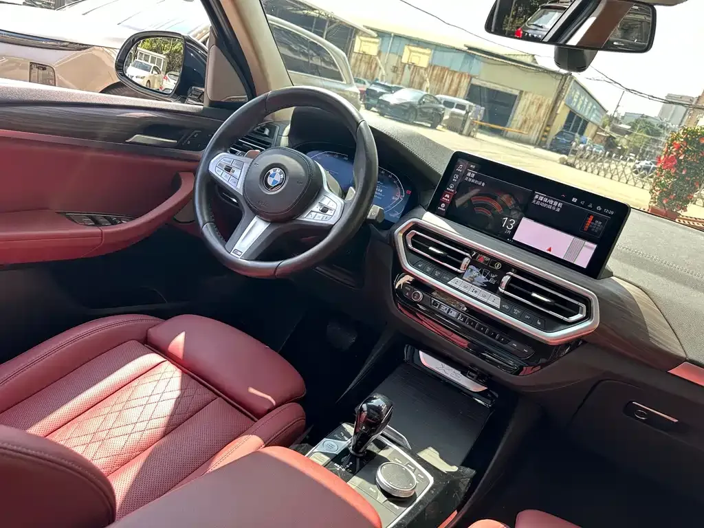 BMW X3 — фото 10